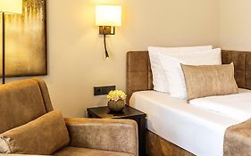 Victor'S Residenz-Hotel Teistungenburg